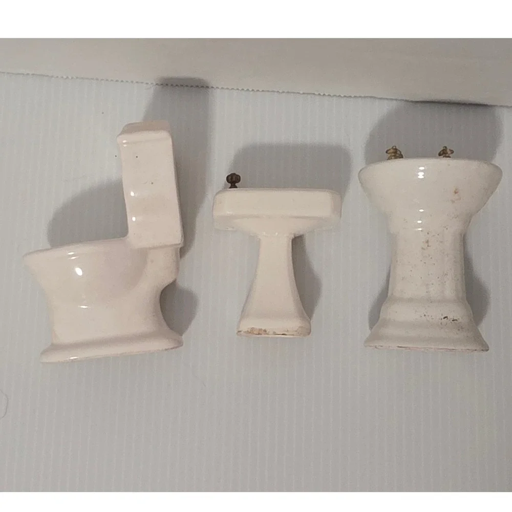 Unbranded Miniature Ceramic Bathroom Set Mix White Vintage Damaged Incomplete